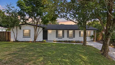 405 CHESTNUT AVE — home for sale