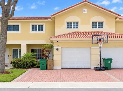 7668 S STONECREEK CIR — home for sale