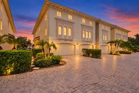 1022 PASEO DEL RIO NE #1022 — home for sale