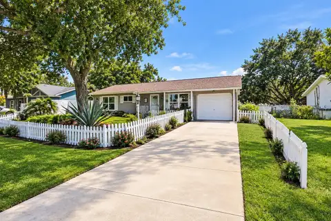 35 HICKORY TRACK WAY — home for sale