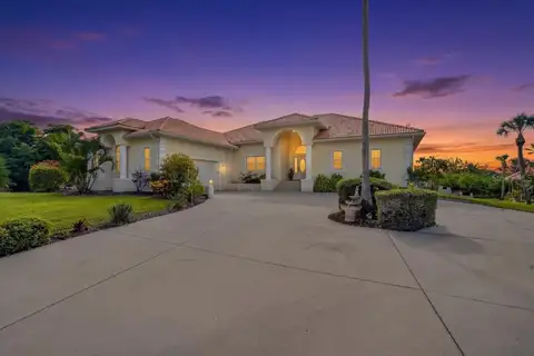 102 BRENDA LN — home for sale