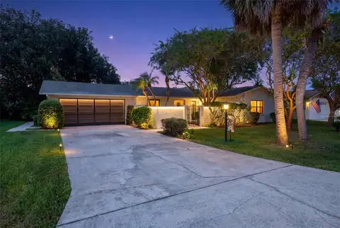 83 FARRAGUT DR — home for sale