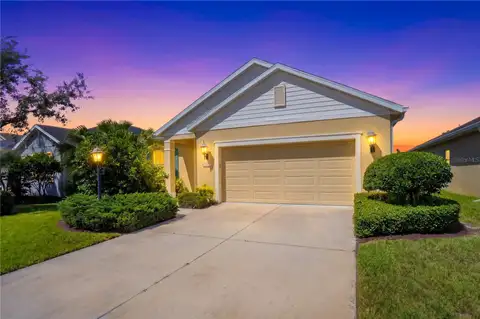 4560 SUMMERLAKE CIR — home for sale