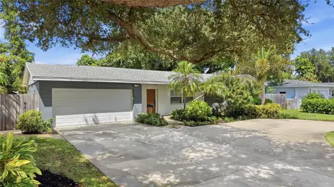 6675 COLONY DR S — home for sale