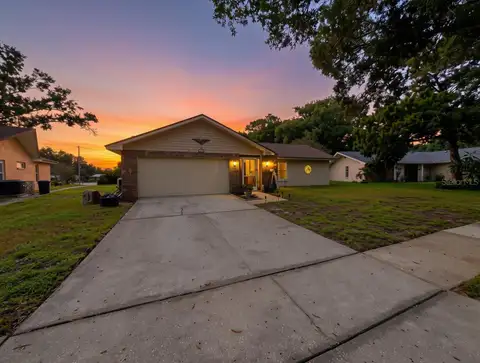1382 GLENGARRY DR — home for sale