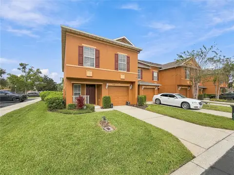 4020 PITCH PINE CIR — home for sale