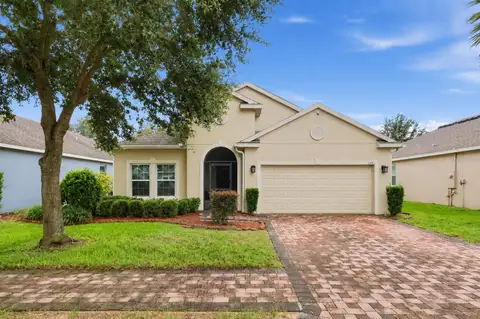225 LAKESHORE DR — home for sale