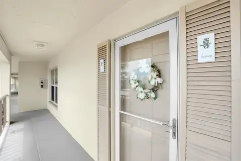 19029 US HIGHWAY 19 N #7-28 — home for sale