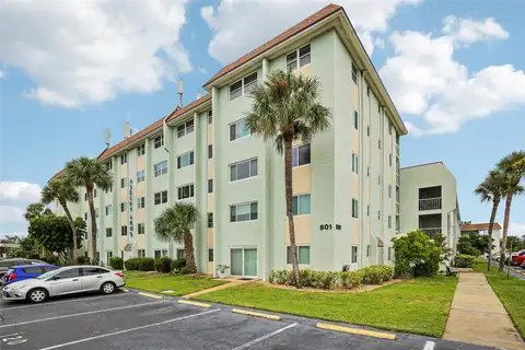 801 83RD AVE N #511 — home for sale