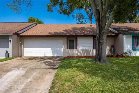 102 OAKRIDGE CT — home for sale