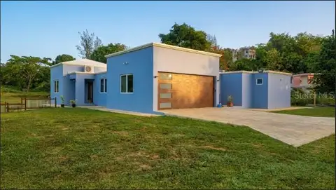 1 LOTE 1 BO GARROCHALES — home for sale