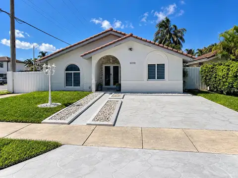 18398 SW 135TH AVE — home for sale