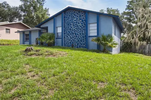 721 GREENLEAF LN — home for sale