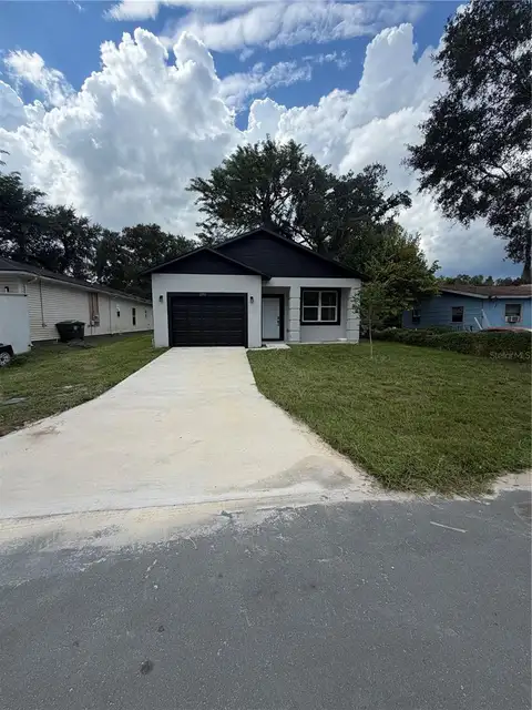2352 ROSS ST — home for sale