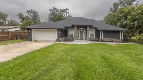241 SE 5TH AVE — home for sale