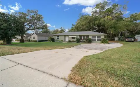 2810 SE LAKE WEIR AVE — home for sale