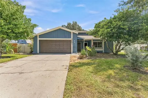 15801 COUNTRY LAKE DR — home for sale