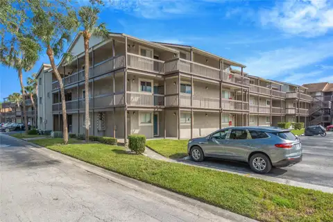 6308 NEWTOWN CIR #8C1 — home for sale