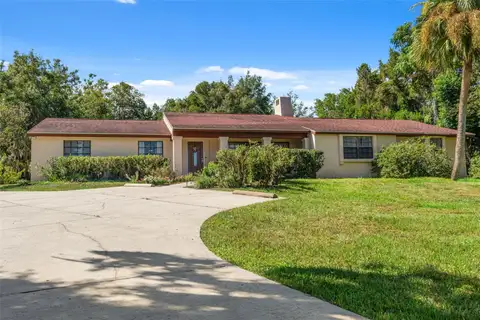 8943 SILVER LAKE DR — home for sale