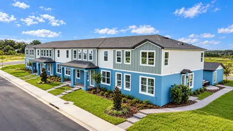 656 EMERALD GROVE DR — home for sale