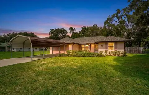 8599 E HAMPTON POINT RD — home for sale
