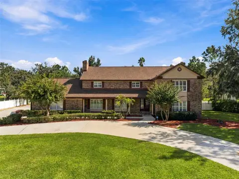 115 HICKORY CREEK DR — home for sale