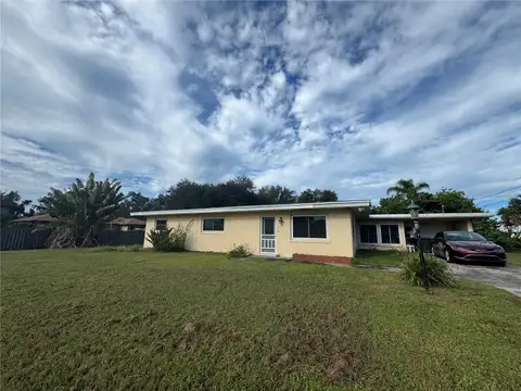 1205 SUNSET AVE — home for sale