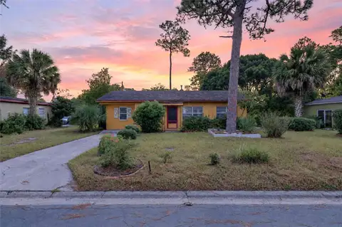 907 NE 24TH ST — home for sale