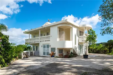 carretera 742 kilometro 2 SECTOR VILLAS BARRIO CARITE — home for sale