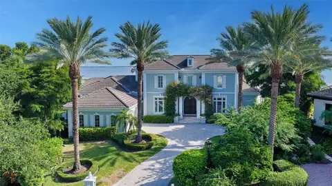 560 HARBOR POINT RD — home for sale