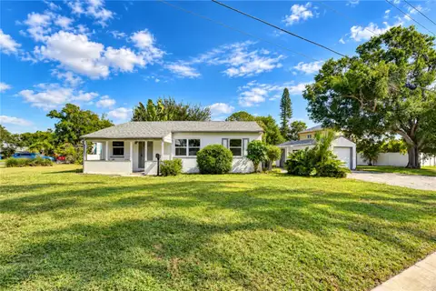 4117 BAY ST NE — home for sale