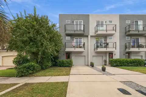 3226 W HORATIO ST — home for sale