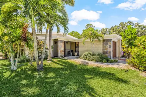 2138 TEMPLE ST — home for sale