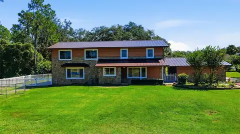 340 KIWANIS CIR — home for sale