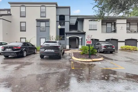 8513 ISLAND BREEZE LN #207 — home for sale