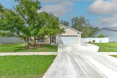 235 LAKEWAY LN — home for sale
