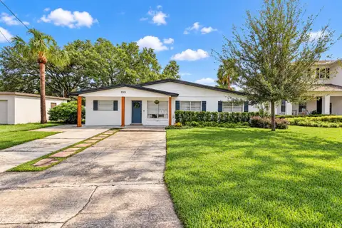 2913 W ELROD AVE — home for sale