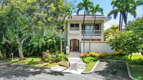 25 FAIRWAYS #25 — home for sale