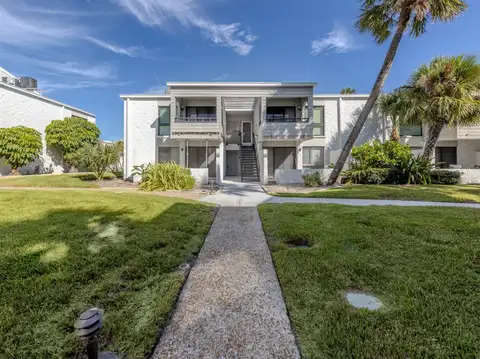 1555 TARPON CENTER DR #140 — home for sale
