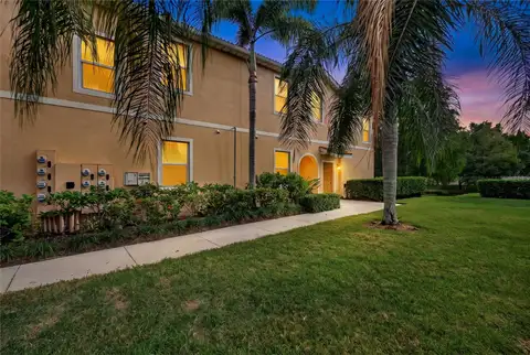 3707 PARKRIDGE CIR #7-106 — home for sale