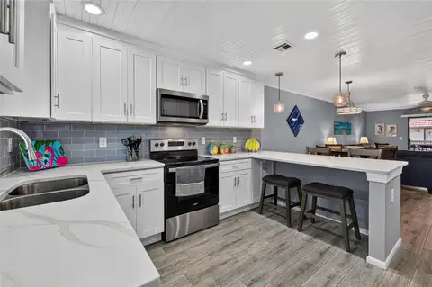 1634 STICKNEY POINT RD #34-202 — home for sale