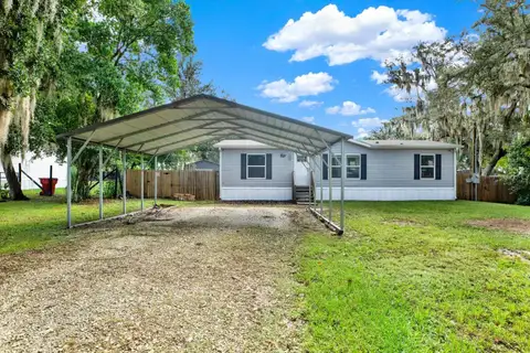 2829 N LAKEFRONT DR — home for sale