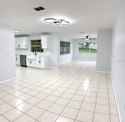 235 S LEE ST — home for sale