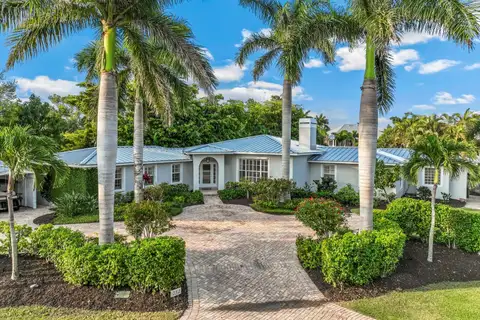 252 WATERWAYS AVE — home for sale