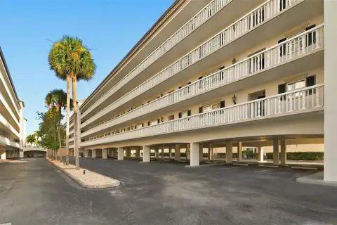 131 BLUFF VIEW DR #107 — home for sale