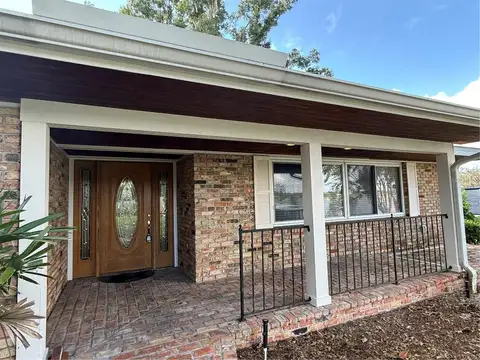 1400 AVENUE D NE — home for sale