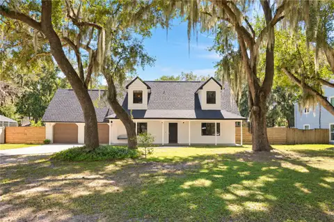 1520 SHADY OAK DR — home for sale