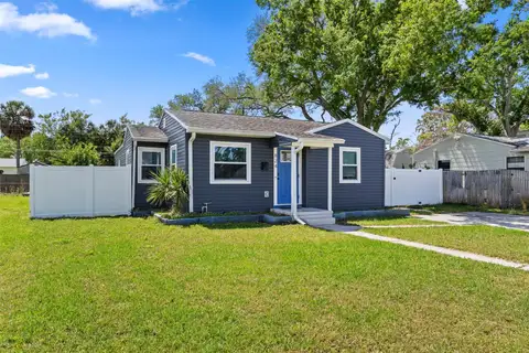 824 61ST AVE NE — home for sale