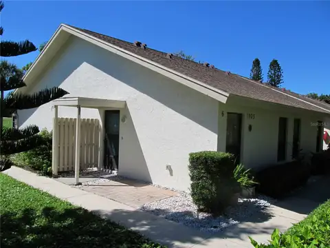 1023 CAPRI ISLES BLVD #6 — home for sale