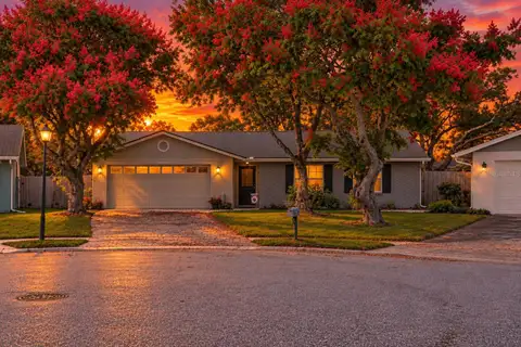 2353 BAYSWATER CT — home for sale